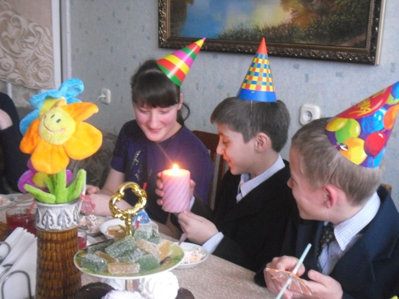 Отмечаем день рождения в семье Нины и Андрея Домничей