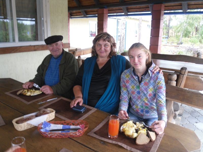 Фото с дедушкой в семье Нины и Андрея Домничей