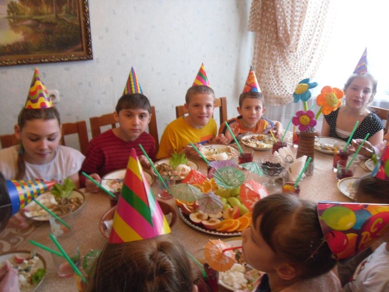 Отмечаем день рождения в семье Нины и Андрея Домничей